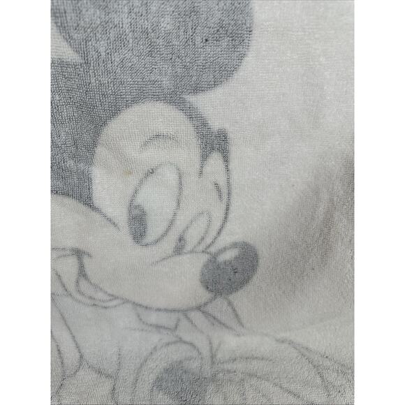 Vintage Mickey And Minnie 100% Cotton Beach Towel - Picture 9 of 14